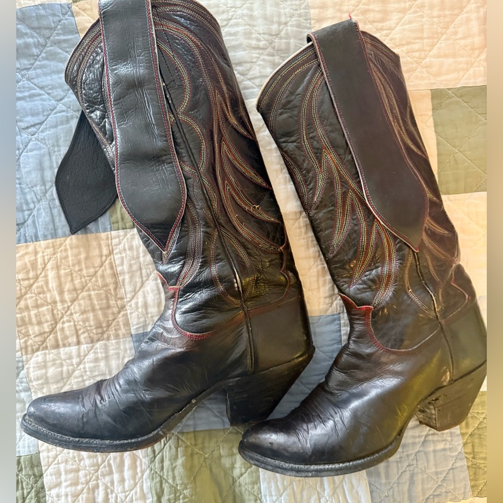 Vintage Black Leather Heeled Cowboy Boots with Red Stitching